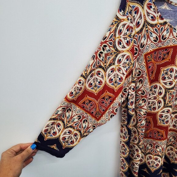 Rose + Olive Womens 3/4 Sleeve Scoop Neck Knit Top Blouse Plus Size 1X Red Blue - Picture 8 of 15